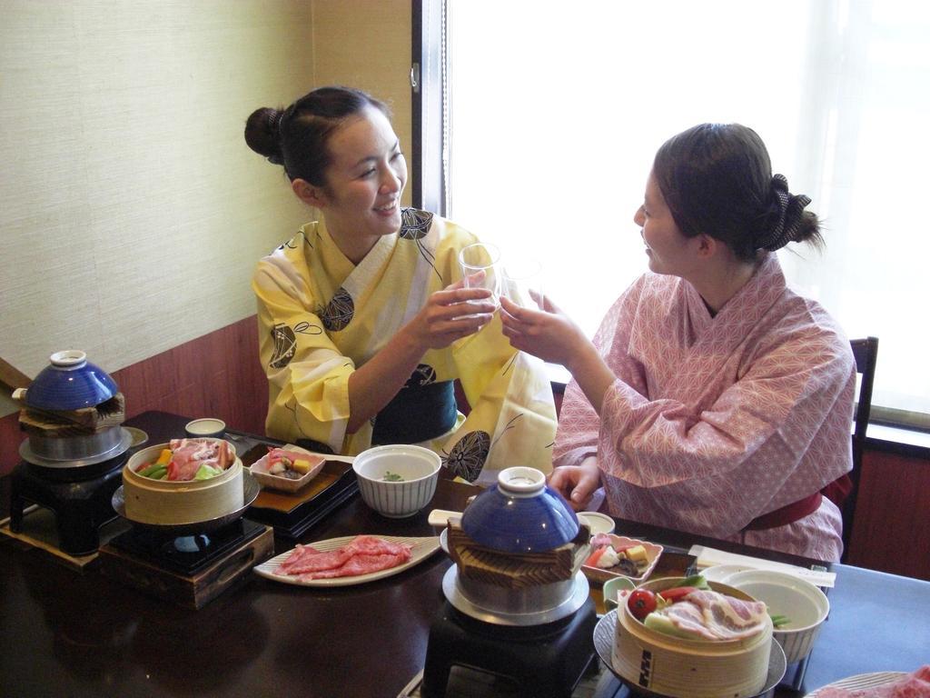 โทคิโนยุ เซทซูเกทซูกะ เรียวกัง ฮาโกเน่